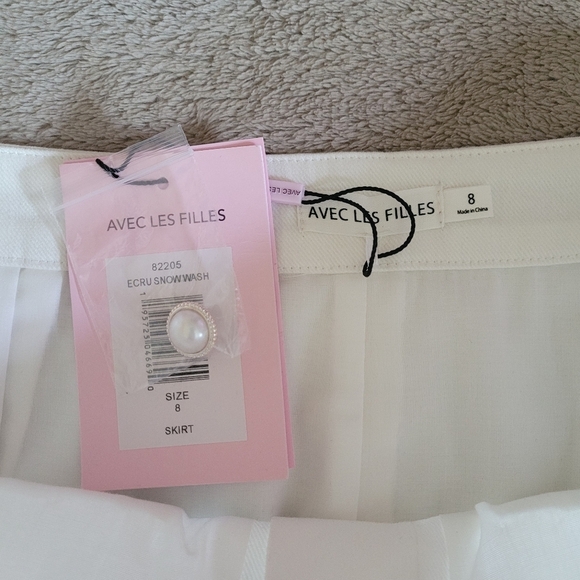 Avec Les Filles denim mini skirt in Ecru Snow Wash size 8​ - Picture 9 of 12